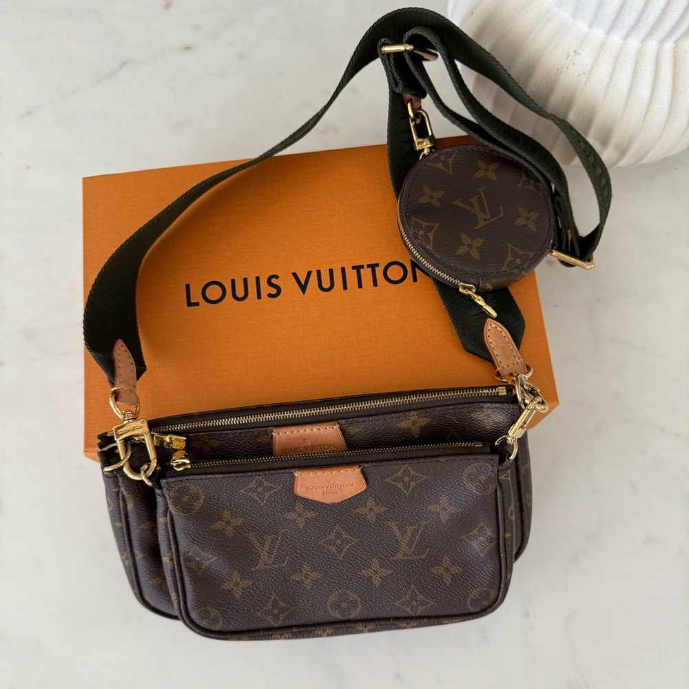 Louis Vuitton Multi Pochette Accessorie Monogram with Khaki strap, no chain